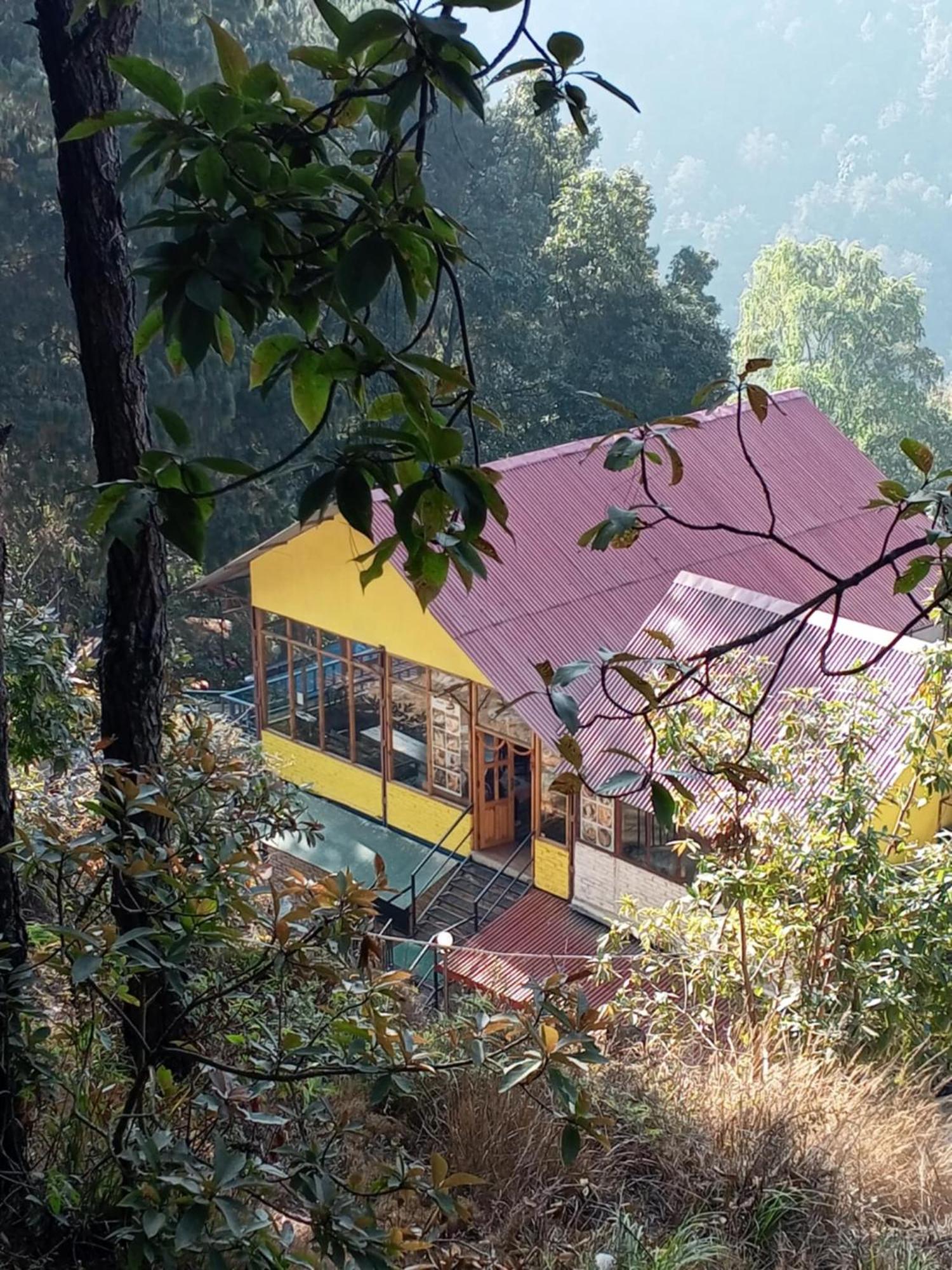 Jungle Crown Organic Homestay Nagarkot Exterior photo